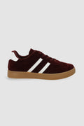 Tenis casual rayas puntera suede