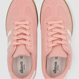 Tenis casual rayas puntera suede