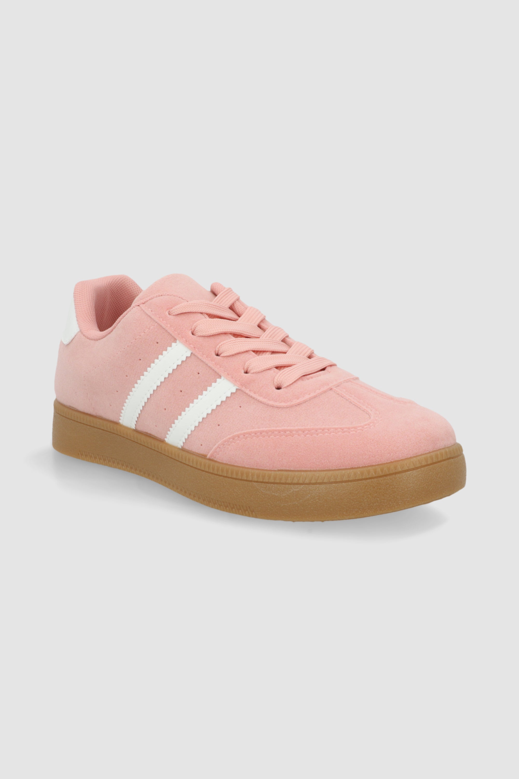 Tenis casual rayas puntera suede