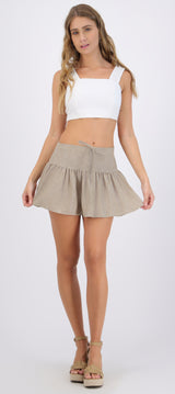 Falda mini olan detalle moño