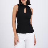 Top escote gota con alamar