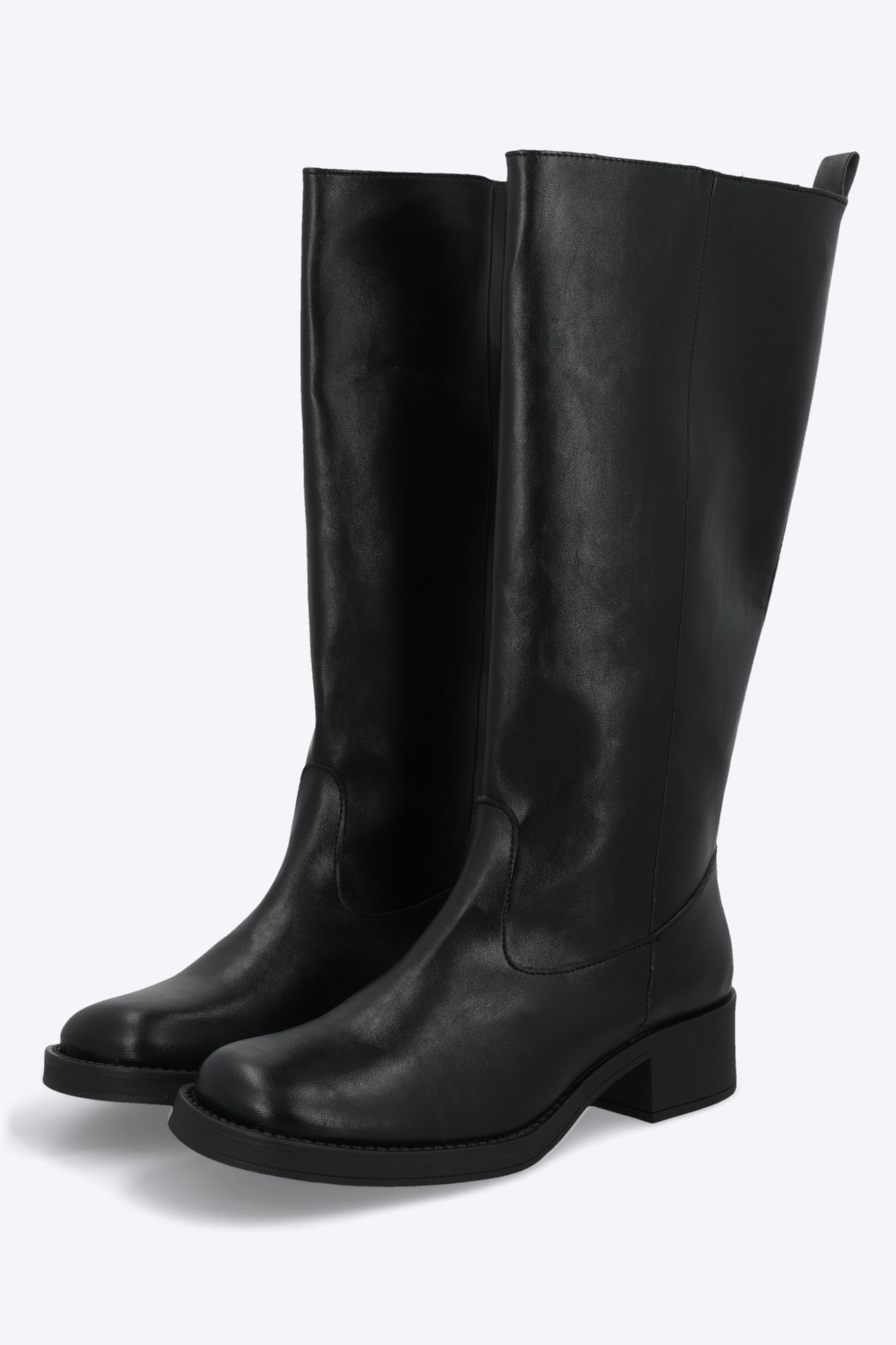 Bota alta lisa punta cuadrada