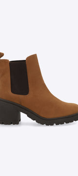 Botin chelsea gamucina
