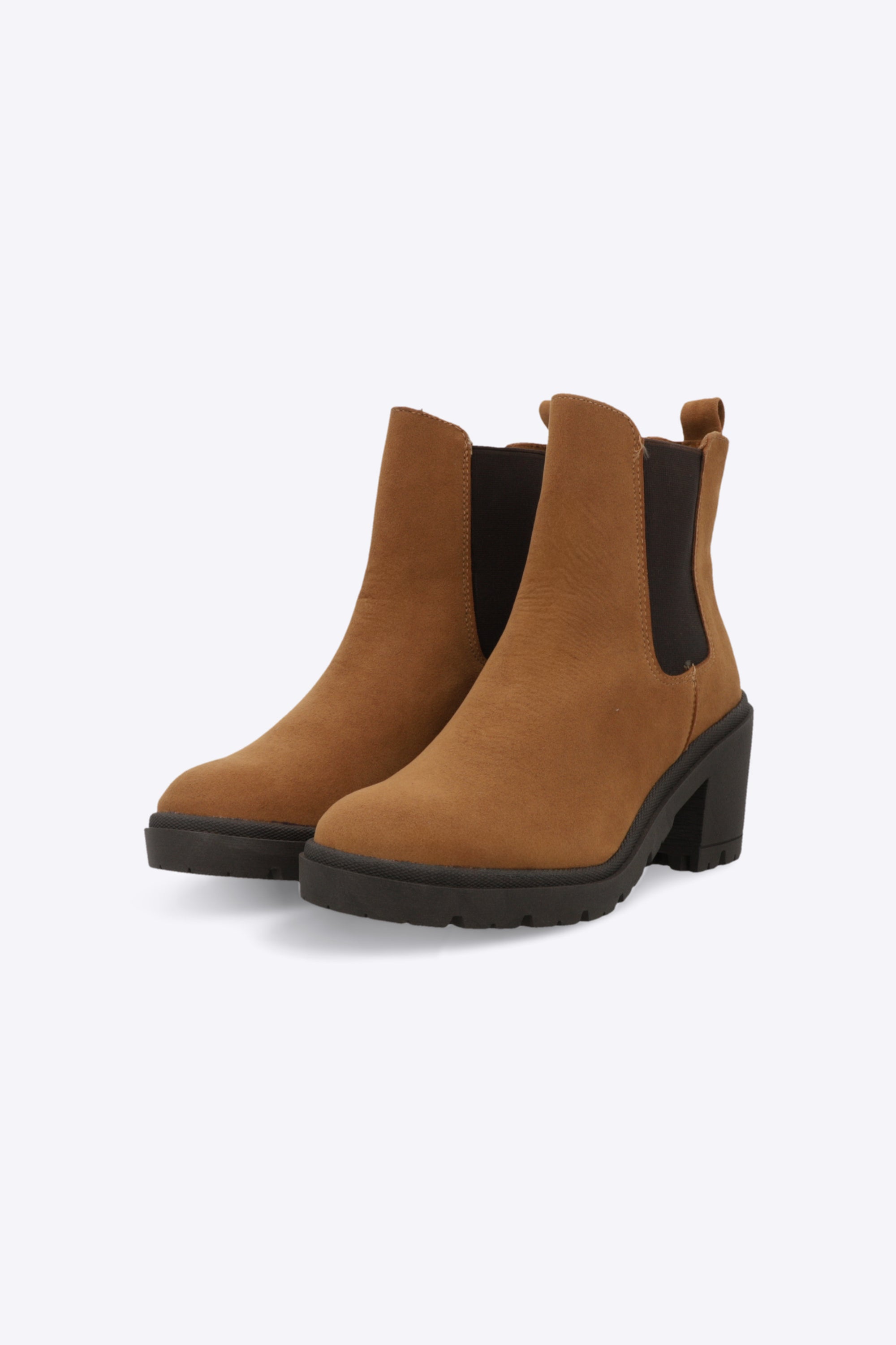 Botin chelsea gamucina
