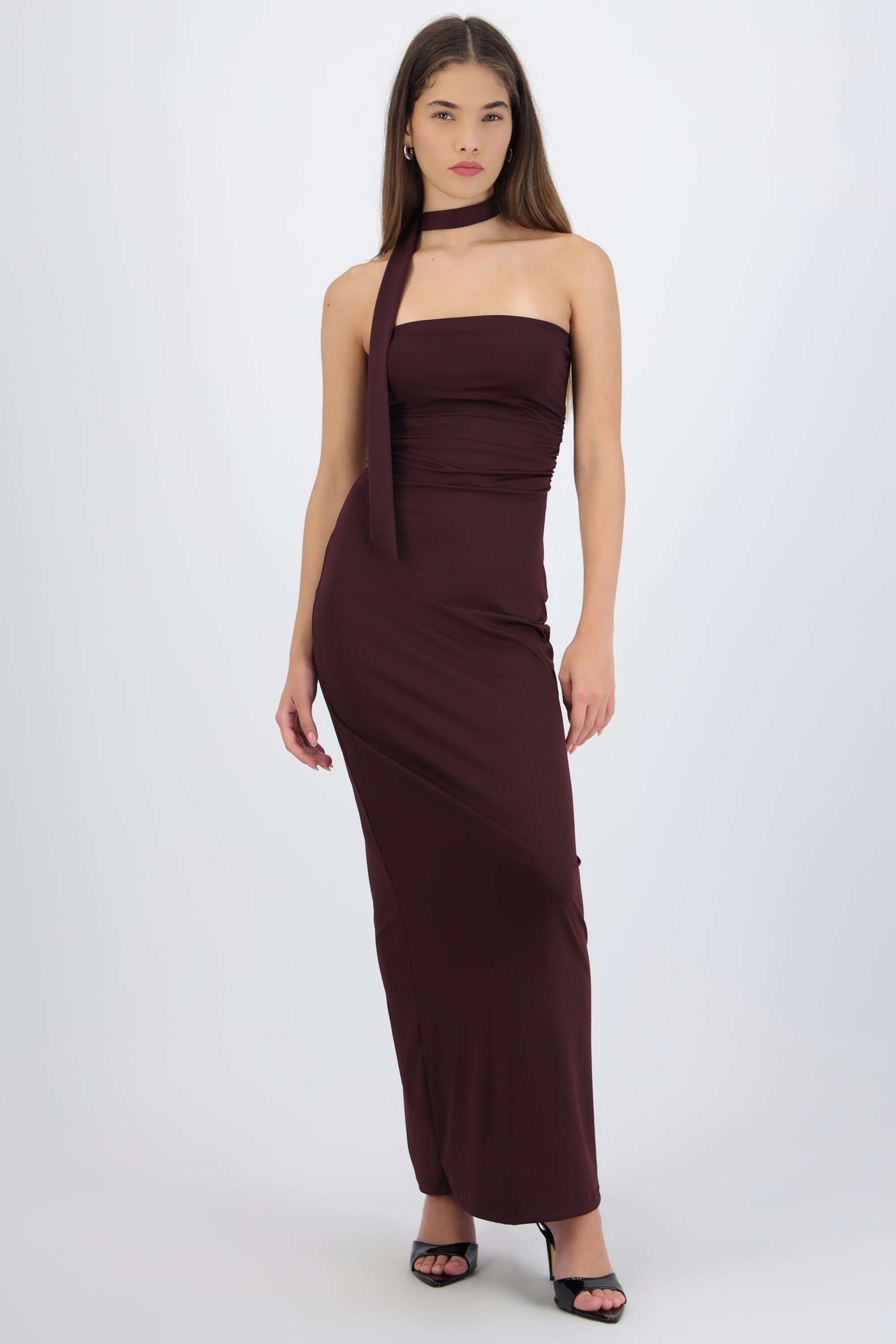 Vestido bodycon detalle envolvente