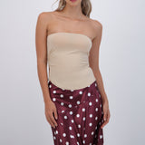 Top bandeau fruncido con aberturas