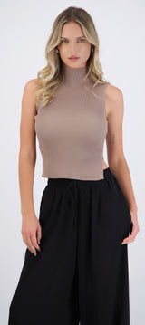 Top tejido sin manga cuello alto