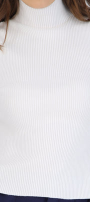 Top tejido sin manga cuello alto