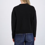 Suéter cuello redondo textura suave