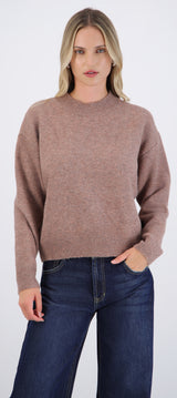 Suéter cuello redondo textura suave