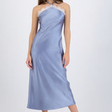 Vestido halter detalle encaje