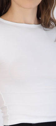 Top liso crop manga corta