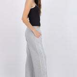 Pants con dos lineas contrastes