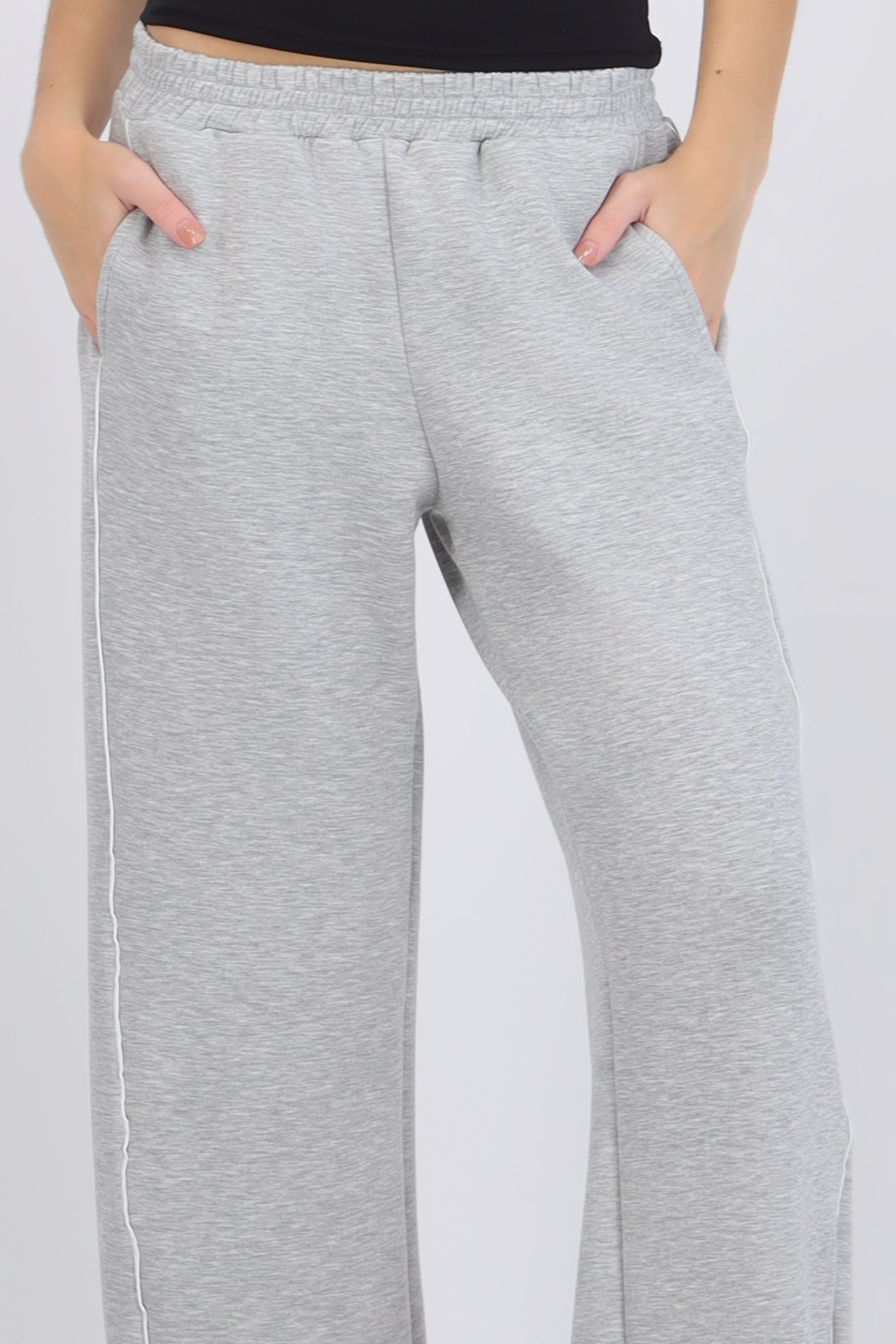 Pants con dos lineas contrastes