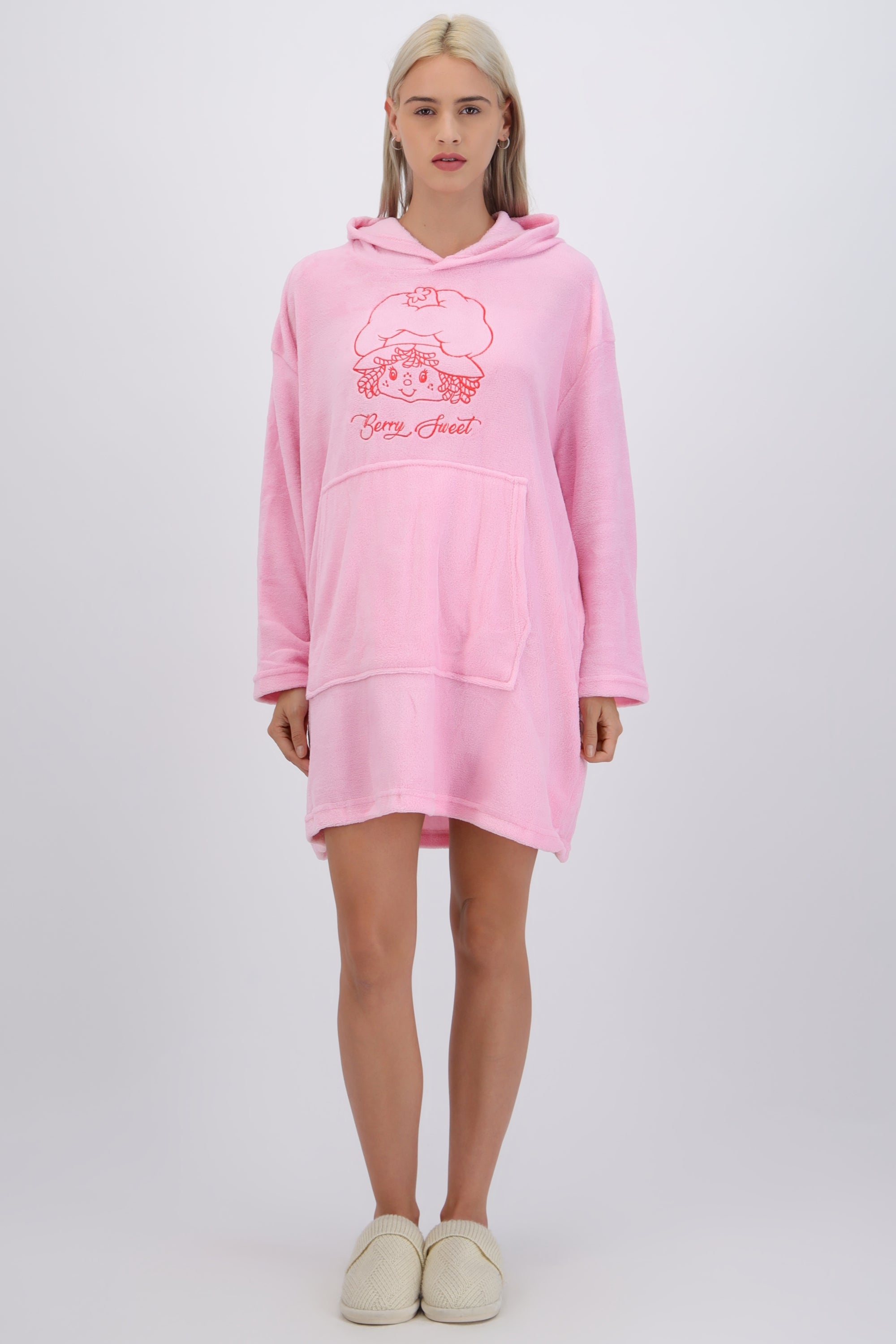 Maxi sudader cozy bordada rosita fresita