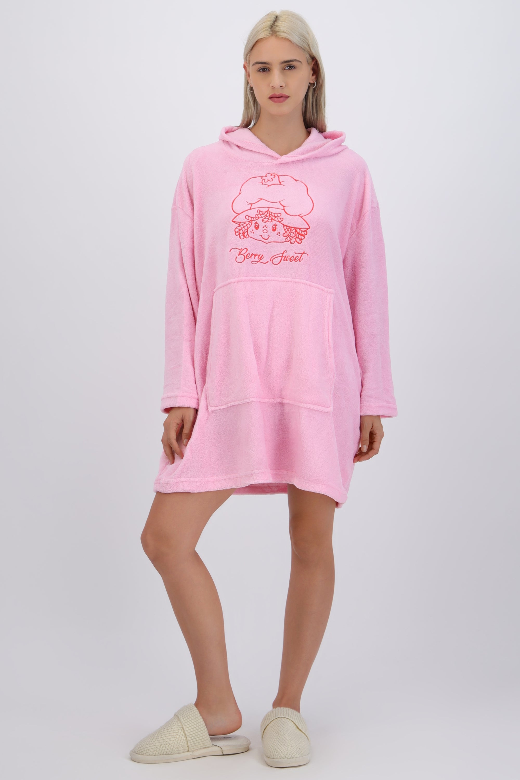 Maxi sudader cozy bordada rosita fresita