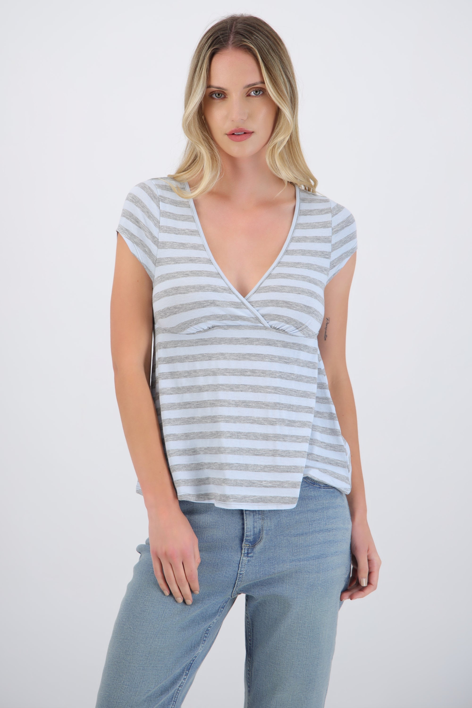 Top rayas escote v