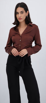 Camisa satin detalle botones