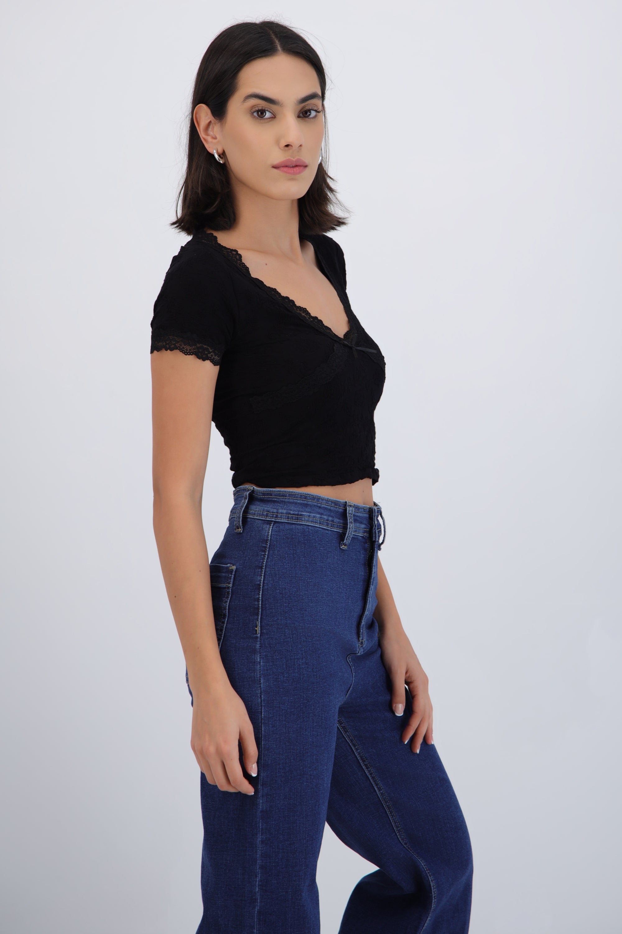 Top encaje manga corta