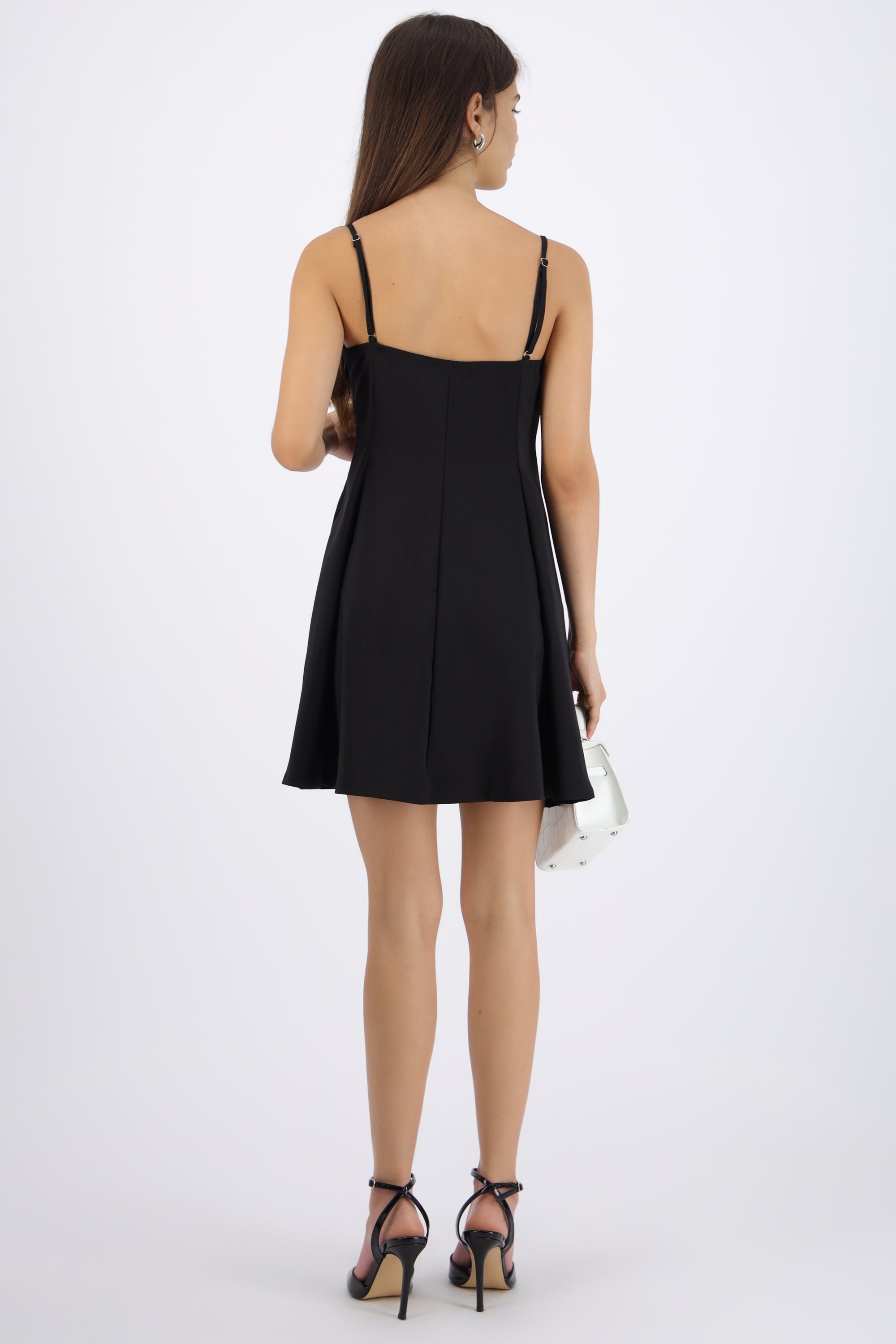 Vestido mini cortes