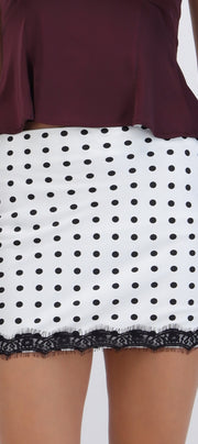 Mini falda polka dots detalle encaje