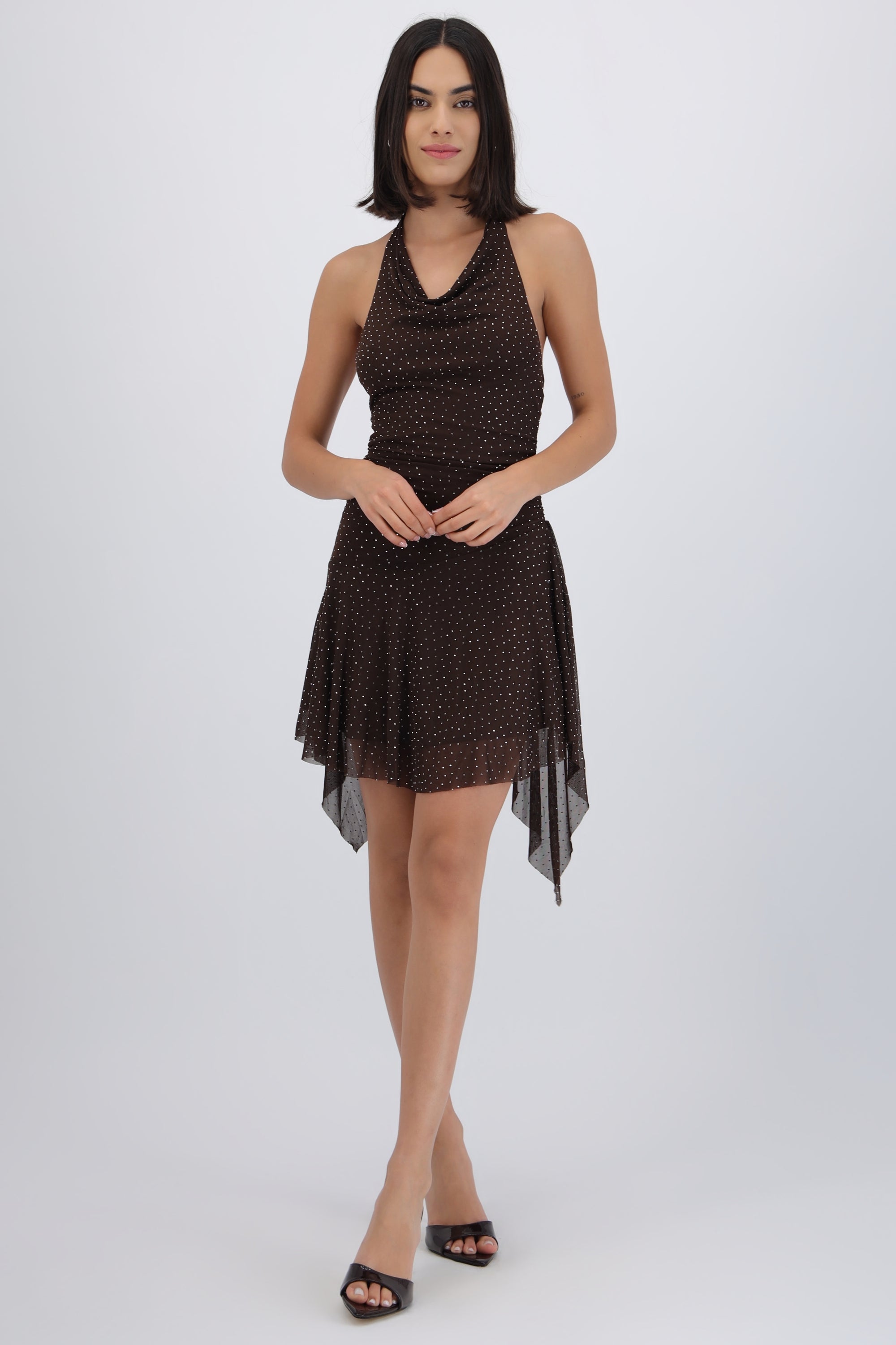 Vestido falda asimetría brillos