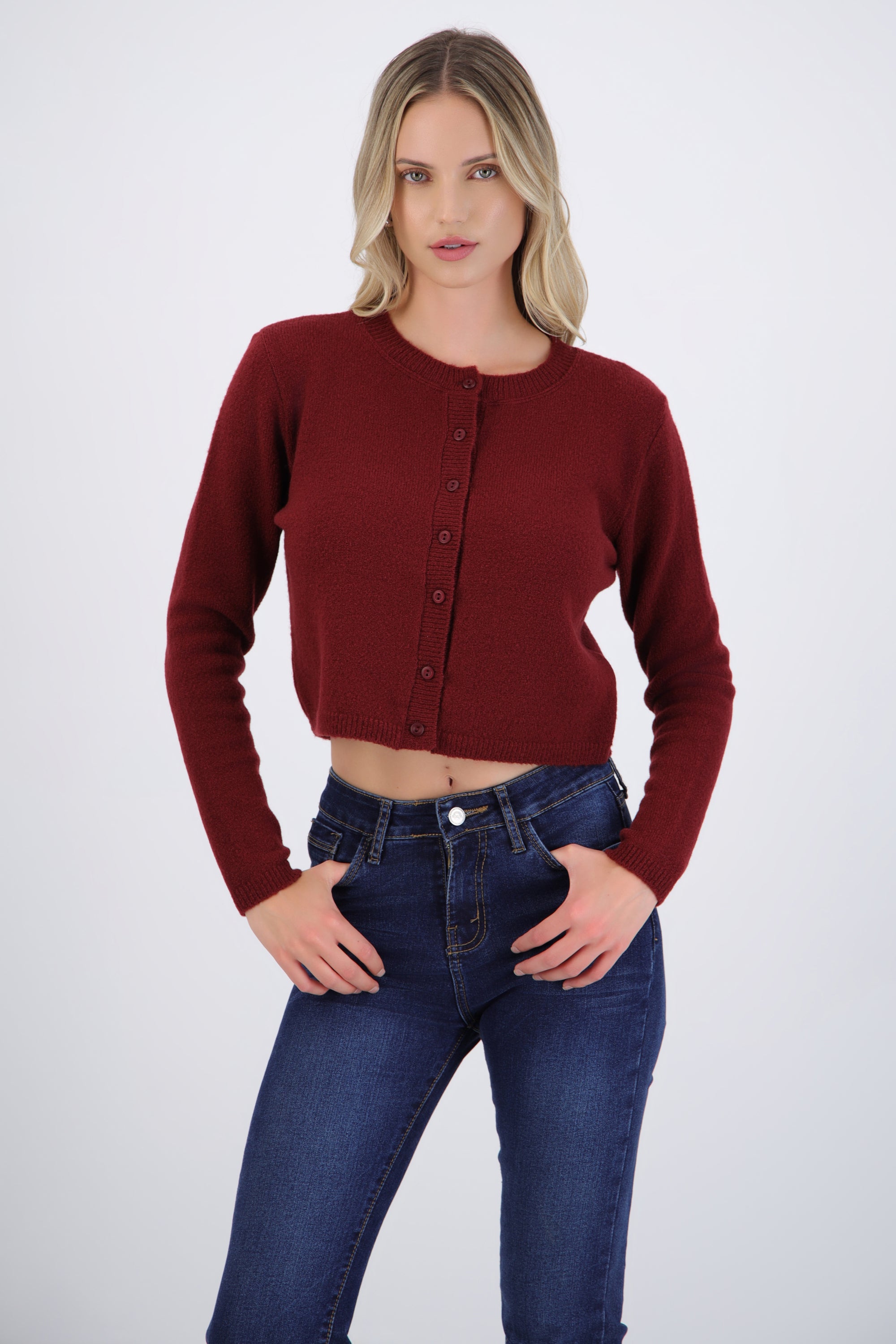 Carigan cuello redondo textura suave