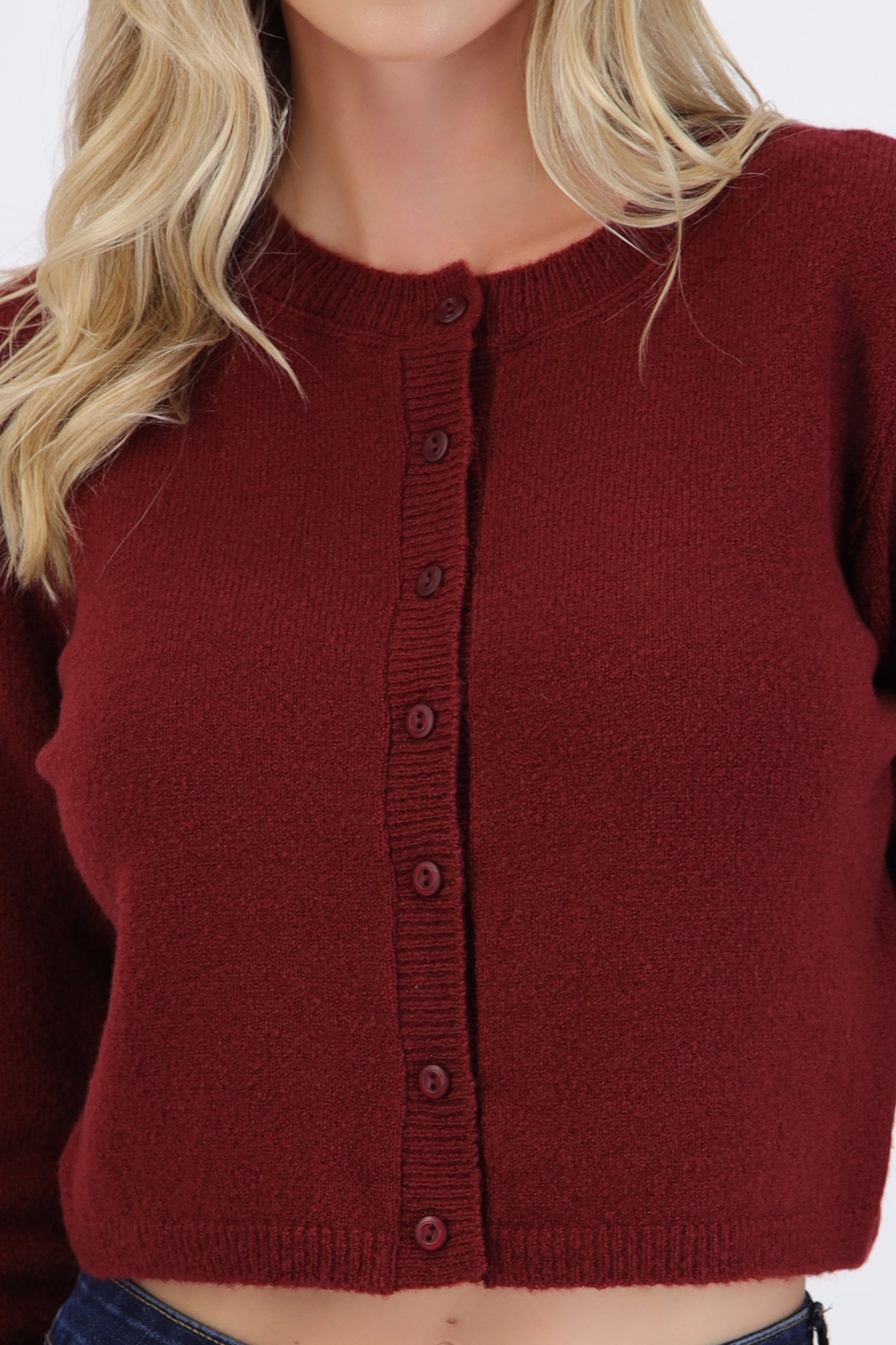 Carigan cuello redondo textura suave