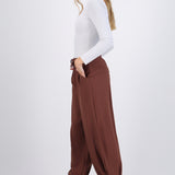 Pantalón detalle globo liso