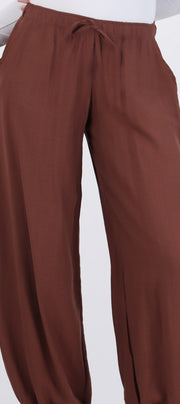 Pantalón detalle globo liso