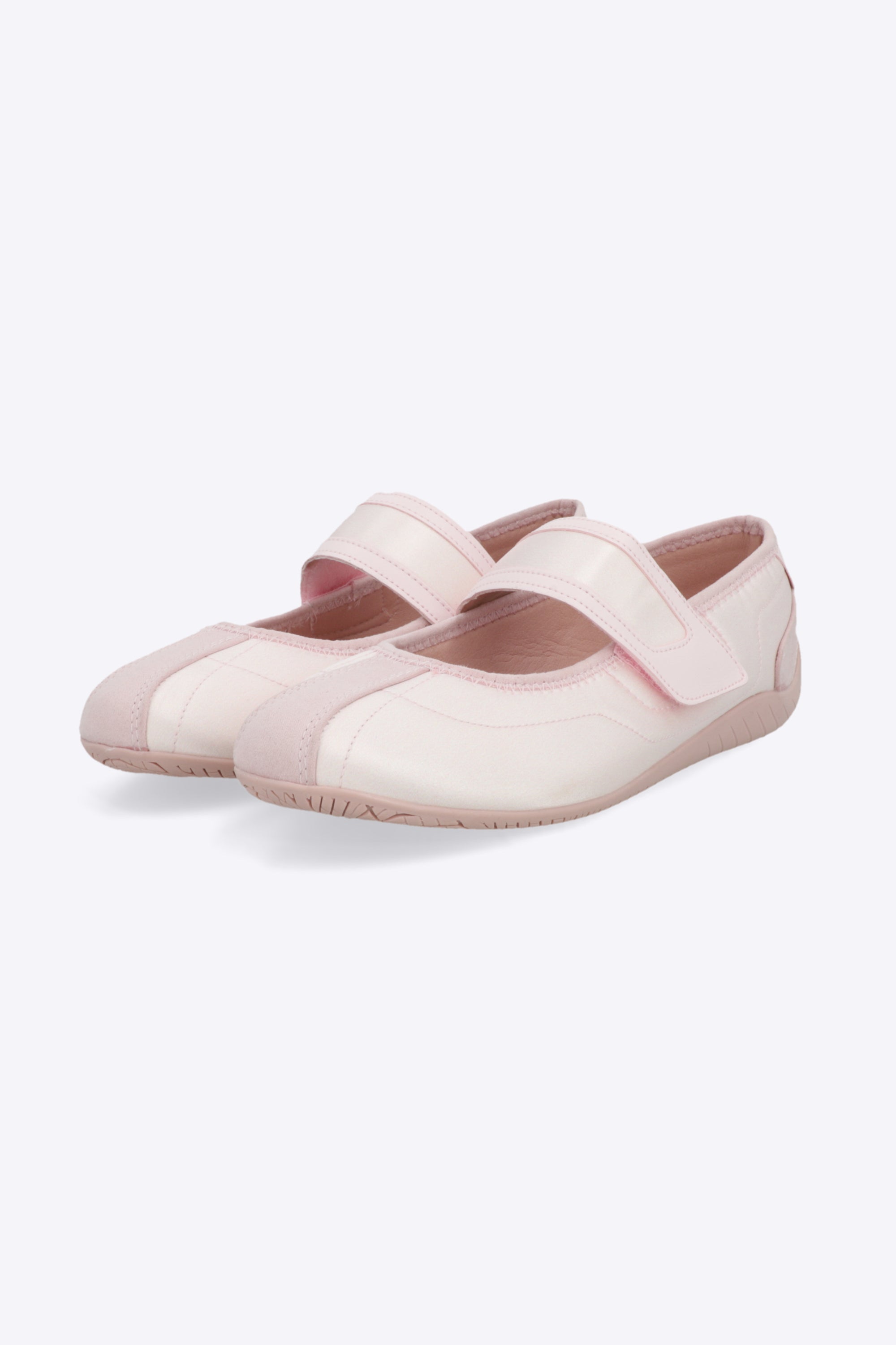 Tenis flat sencillo satin