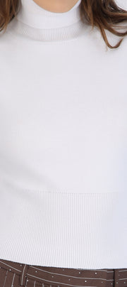 Top cuello tortuga detalle pretina