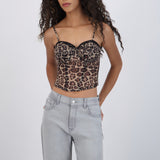 Corser leopardo con copa