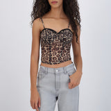 Corser leopardo con copa