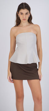 Top strapless peplum