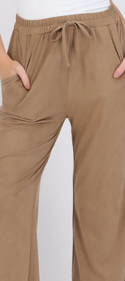 Pantalón liso suede detalle jareta