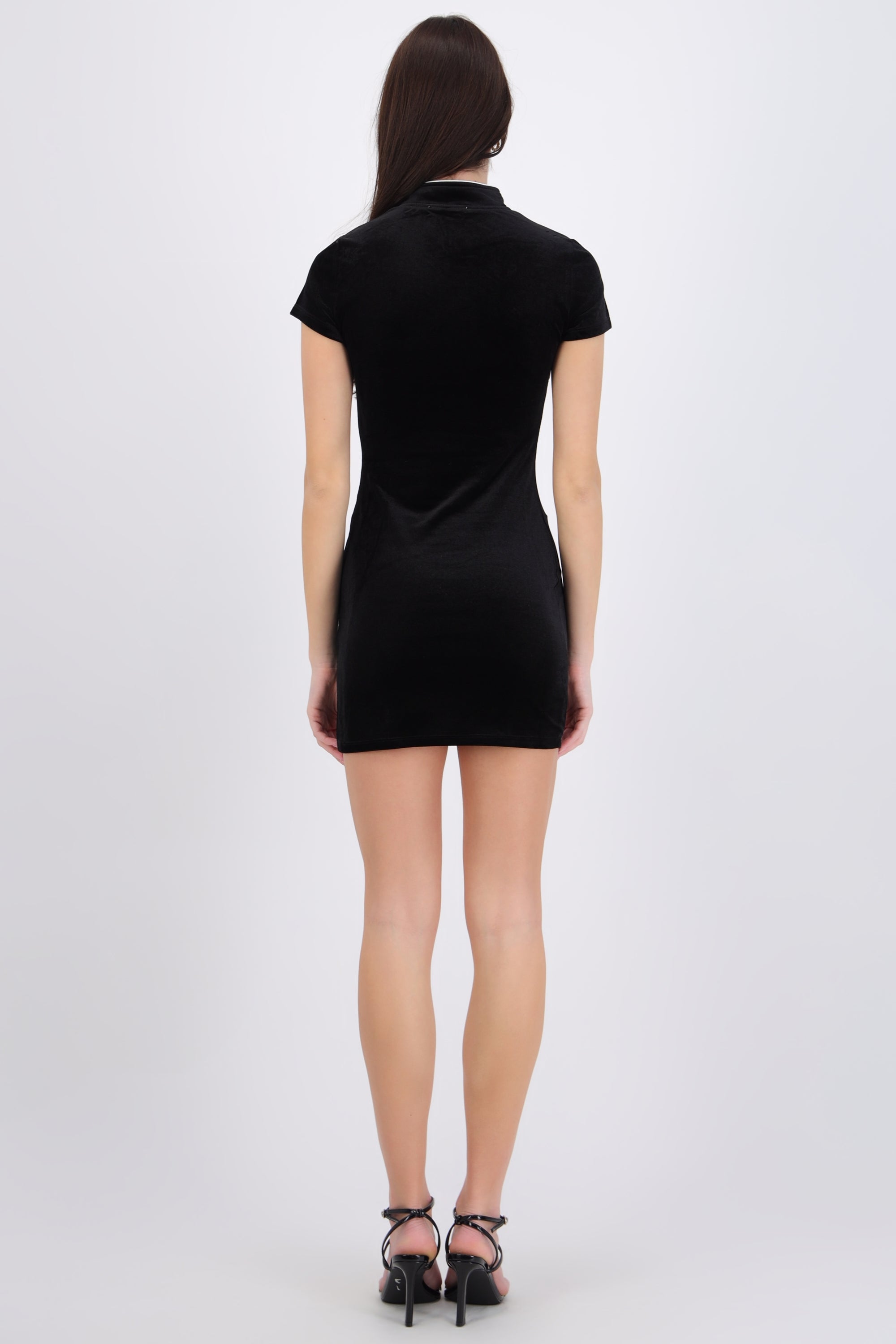 Vestido velvet detalle quipao