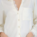 Camisa satin detalle encaje cuello