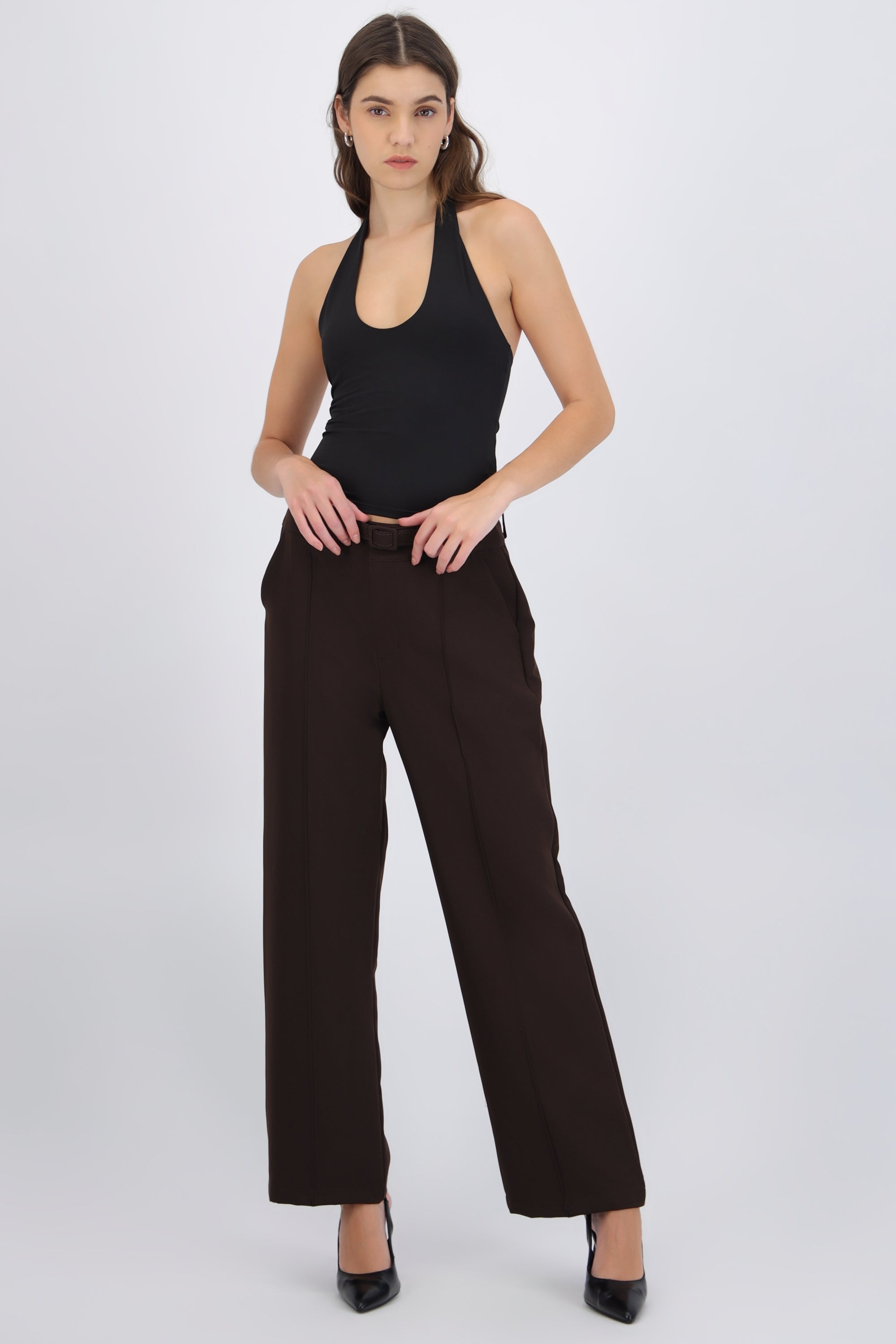 Pantalón liso cinturón