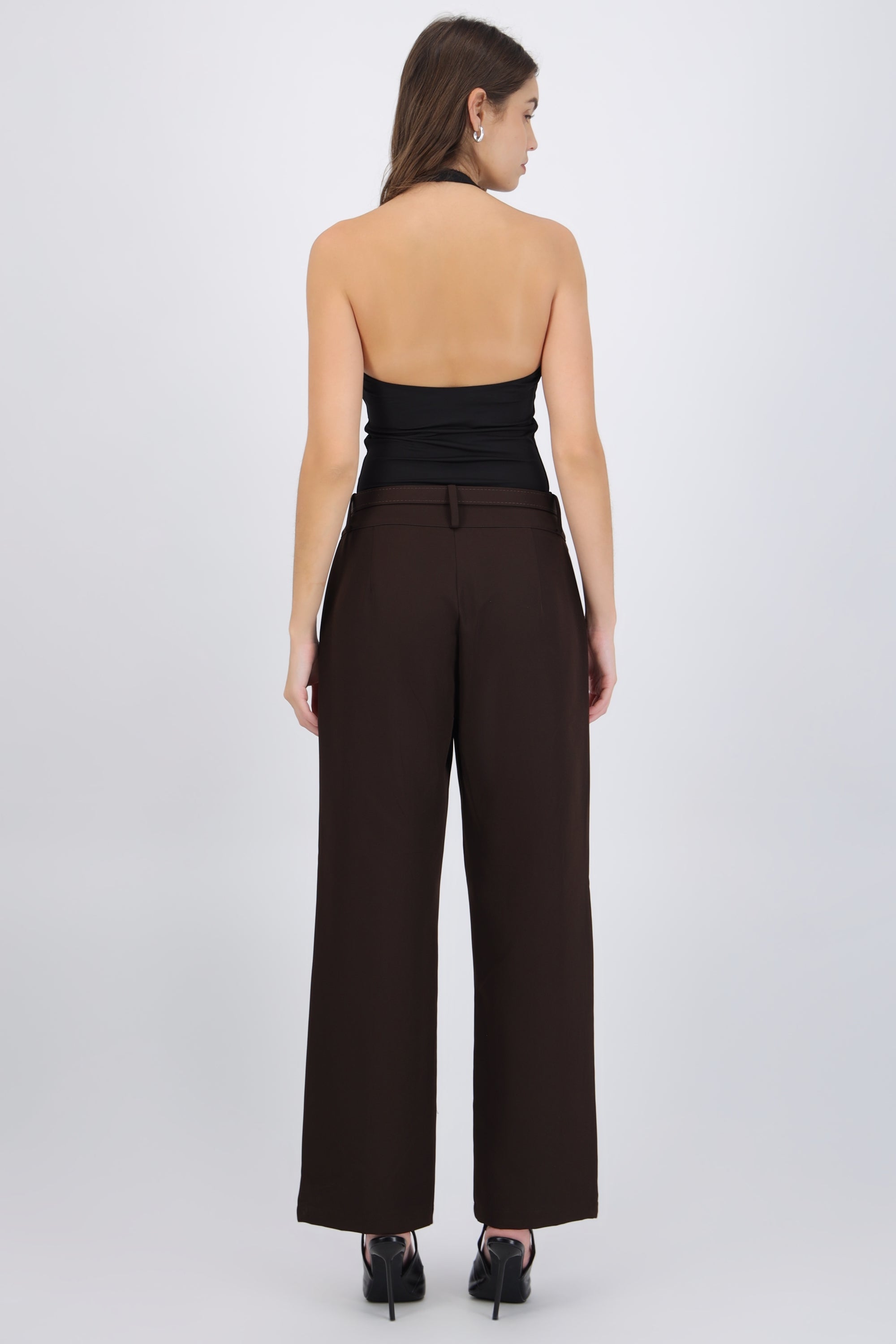 Pantalón liso cinturón