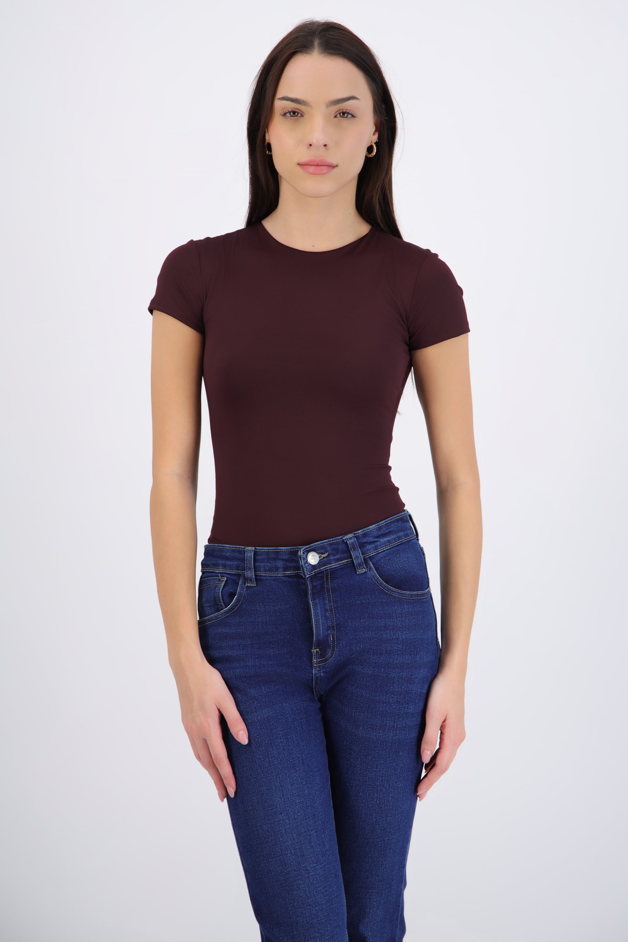 Body escote scoop manga corta
