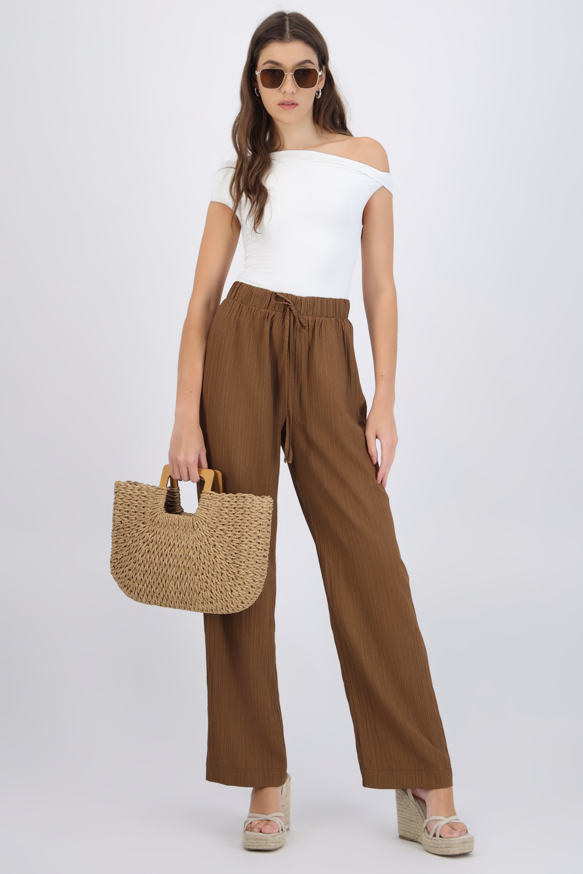 Pantalón con textura wide leg