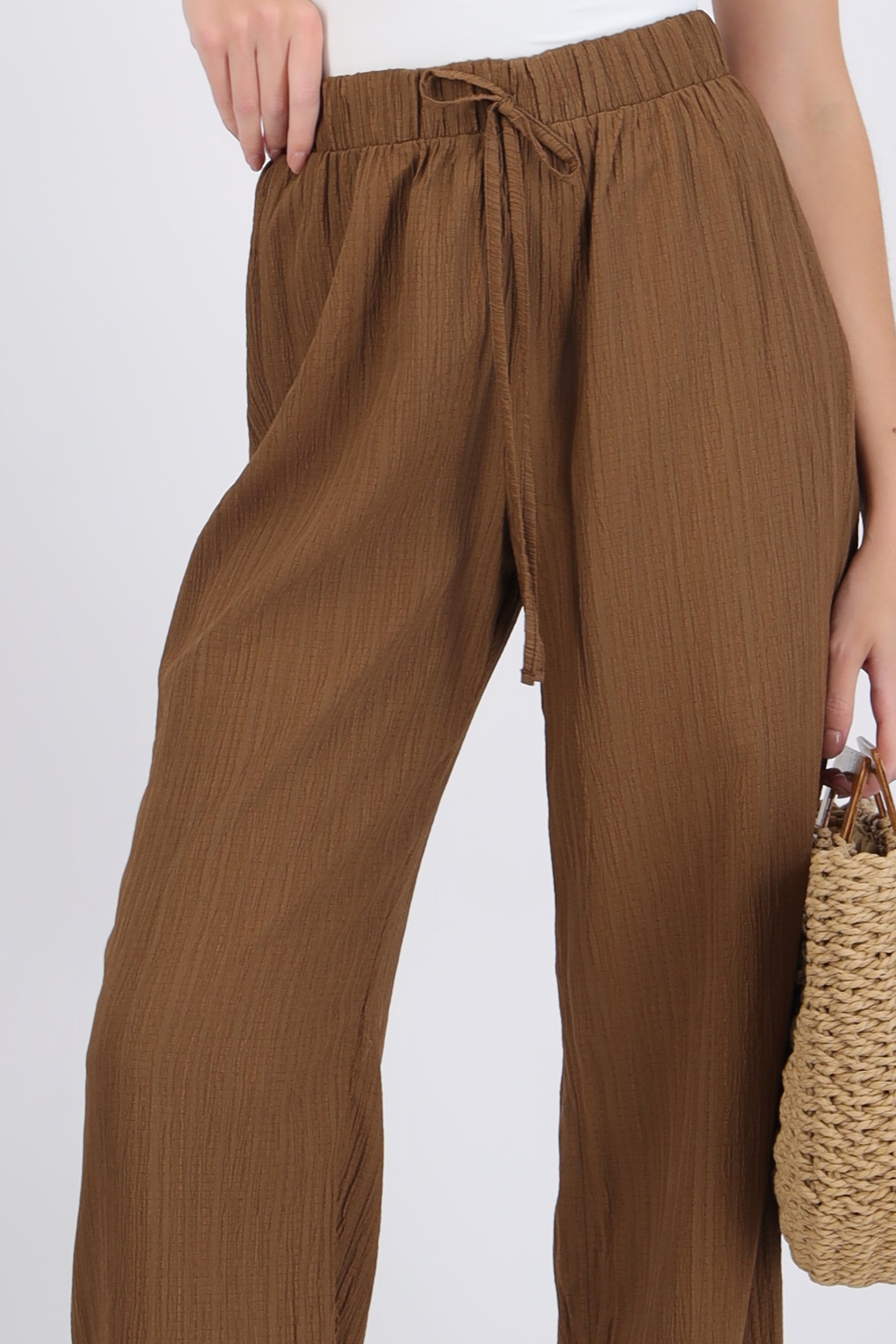 Pantalón con textura wide leg