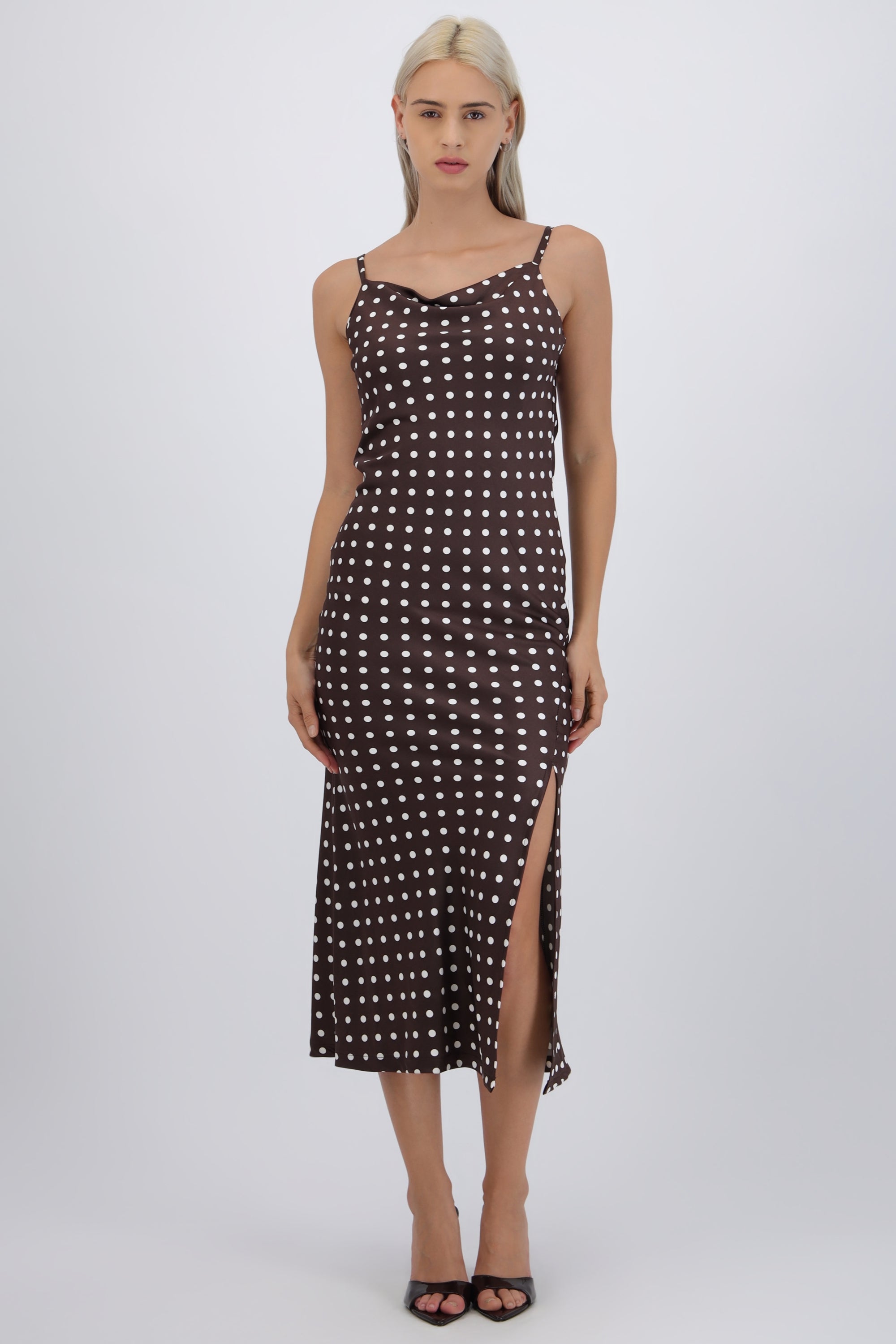 Vestido polka dots maxi de satin