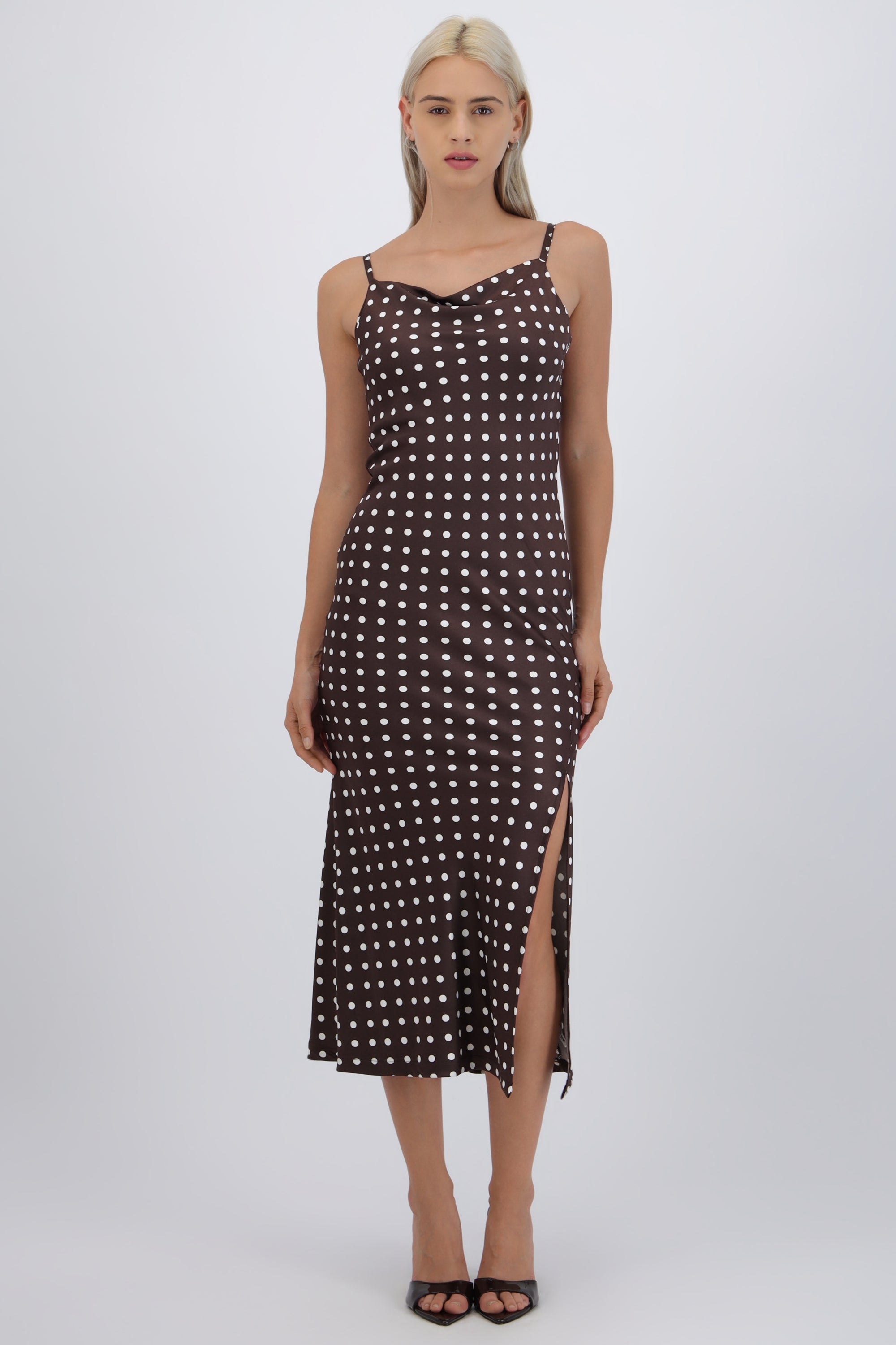 Vestido polka dots maxi de satin