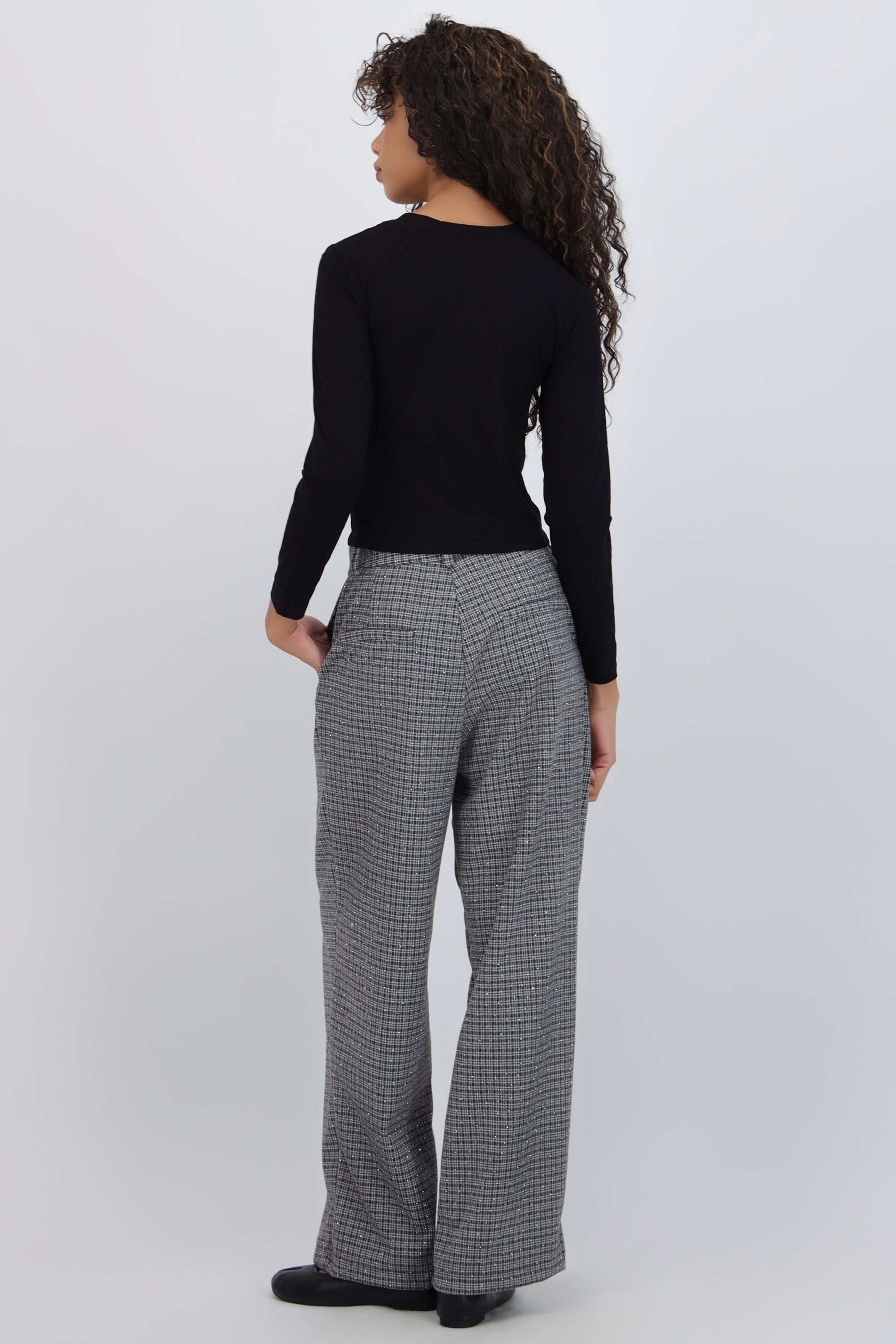 Pantalón suave detalle brillos