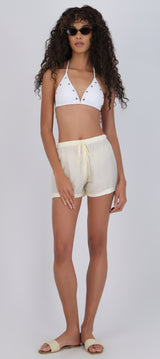 Short ligero detalle dobladillo