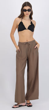 Pantalón ligero detalle pinzas con resorte