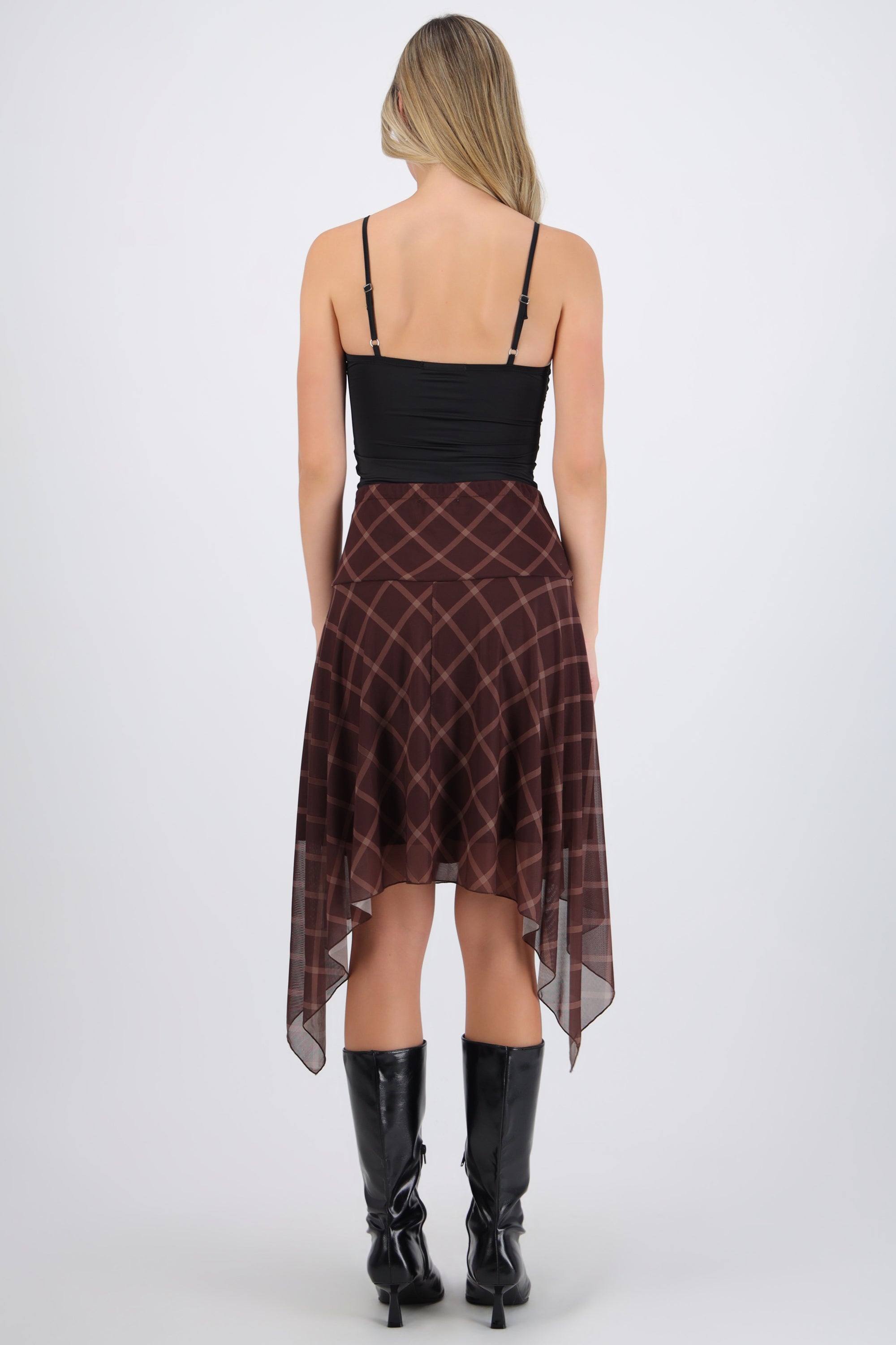 Falda asimetrica estampado cuadros