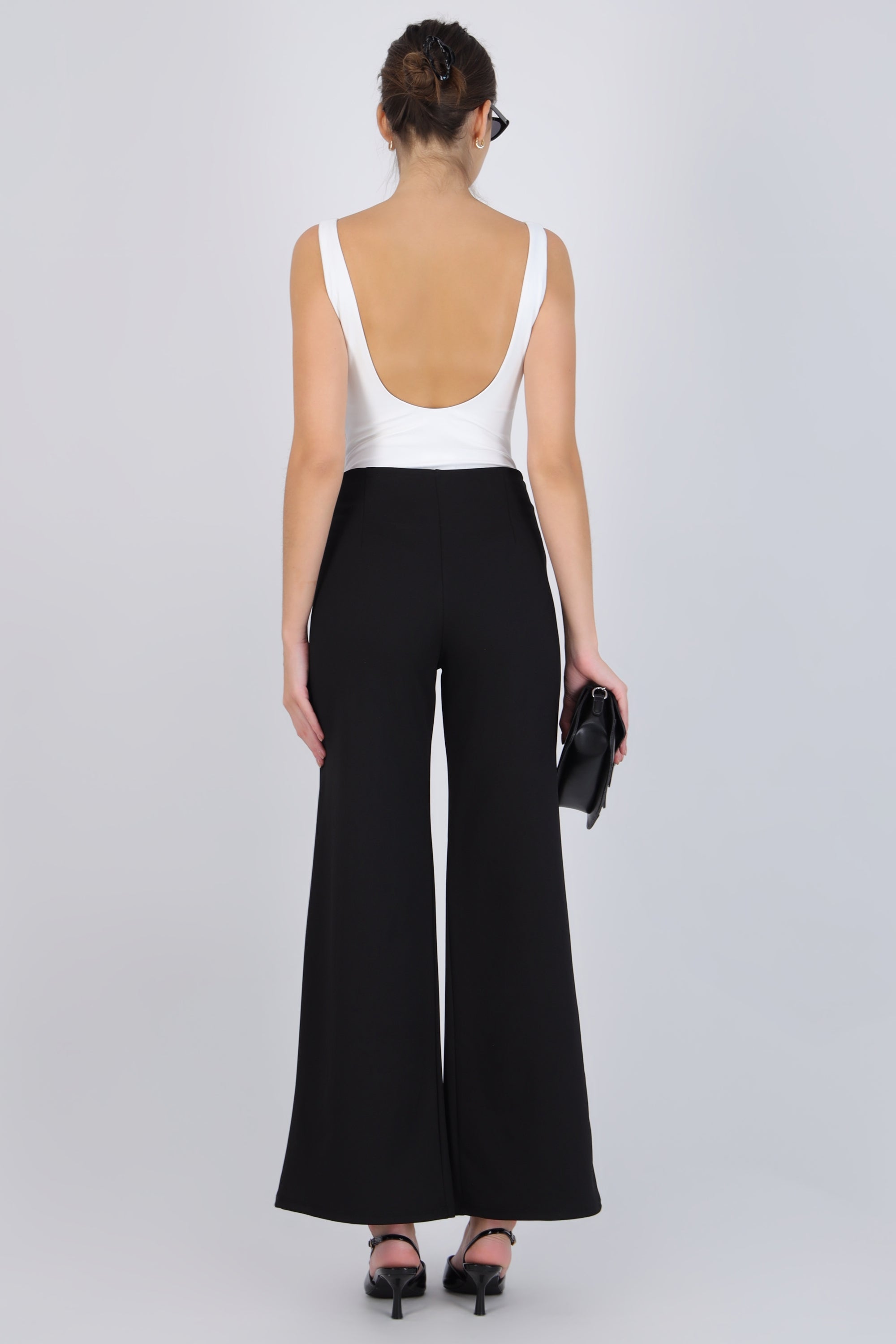 Pantalon recto básico